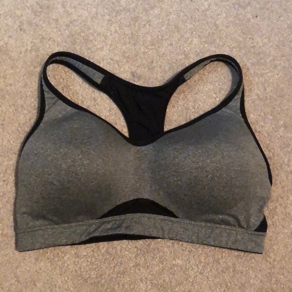 Old Navy | Sports Bra - Picture 2 of 5